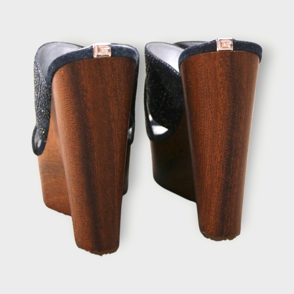 NWT Wedge Sparkle Metallic Cross Strap Sandals Summer Heels Wedges By Guess - Picture 6 of 11